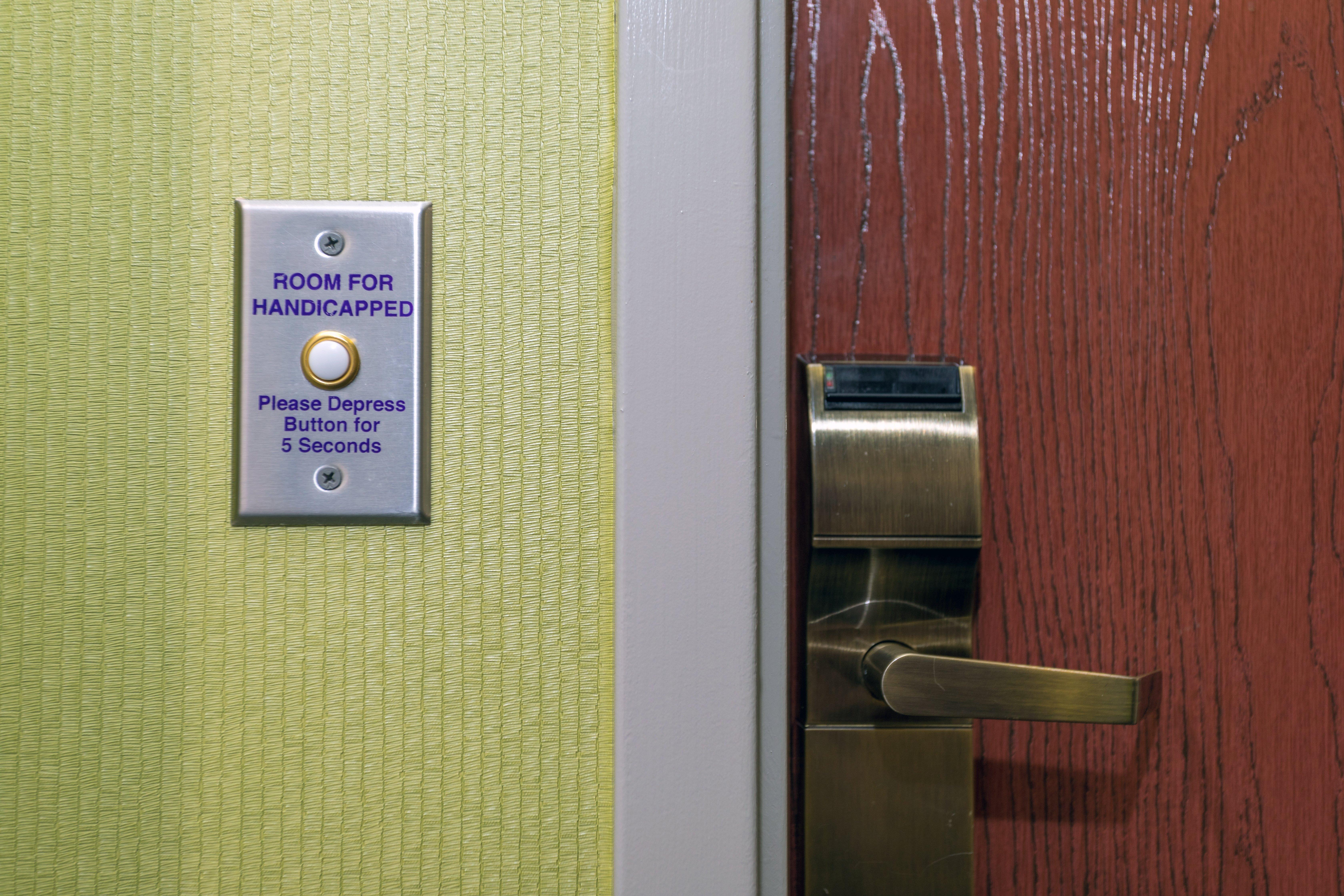 Holiday Inn Express Hotel & Suites Athens By Ihg Buitenkant foto