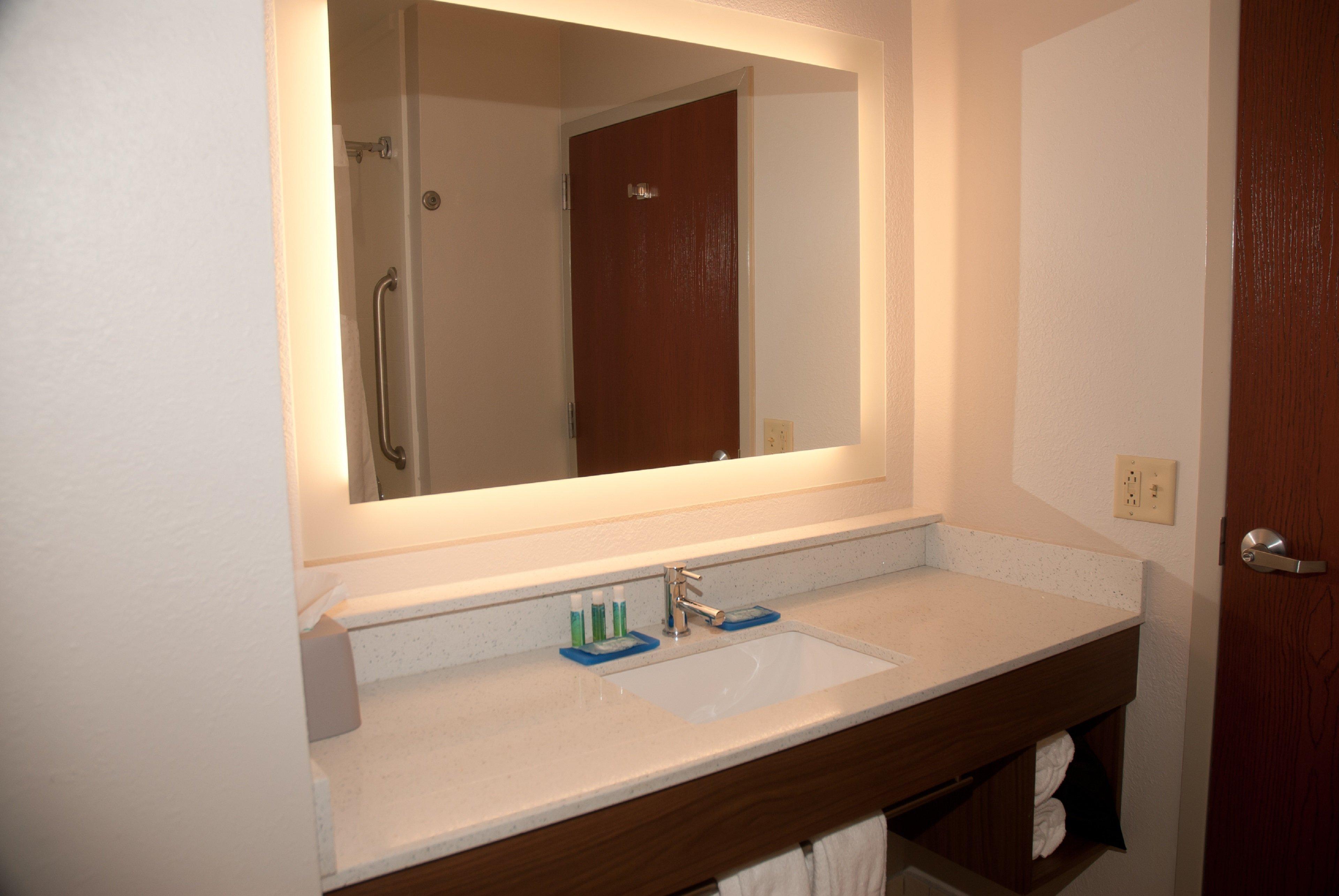Holiday Inn Express Hotel & Suites Athens By Ihg Buitenkant foto