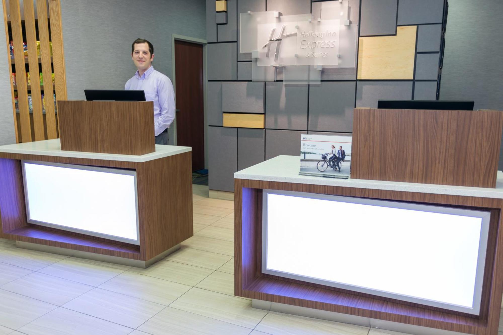 Holiday Inn Express Hotel & Suites Athens By Ihg Buitenkant foto